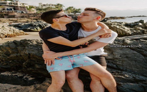 Skandal Video Bokep Gay Viral  KABUPATEN KAPUAS
